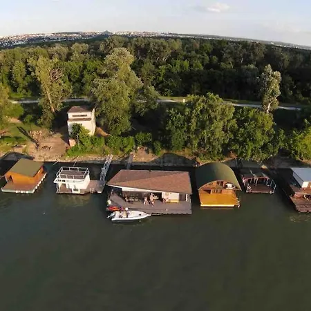 Buena Vista- Floating House Sava River Villa Belgrade
